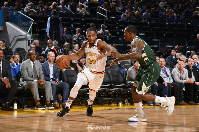 控球比例以 控球比例以